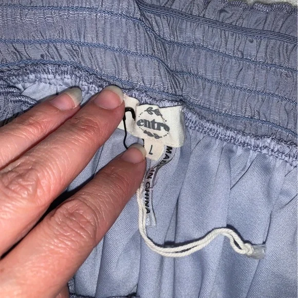 Entro Gray blue tiered Women's maxi Dress short sleeve flowy size large smocked - Picture 4 of 7